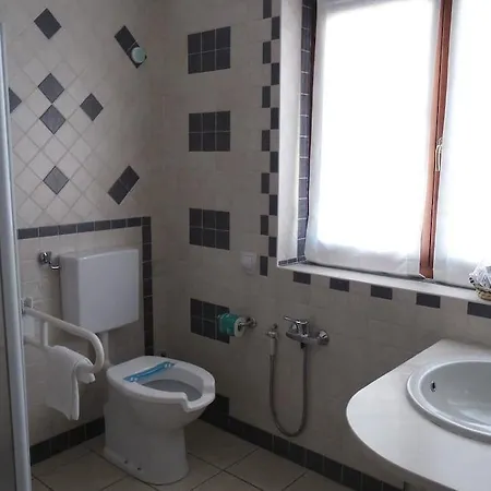 Giardino Hotel 3*