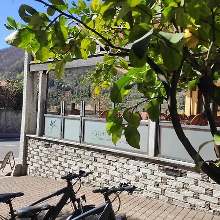 Giardino Hotell 3*