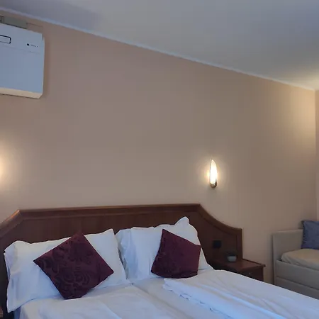 Hotell Giardino Cannobio